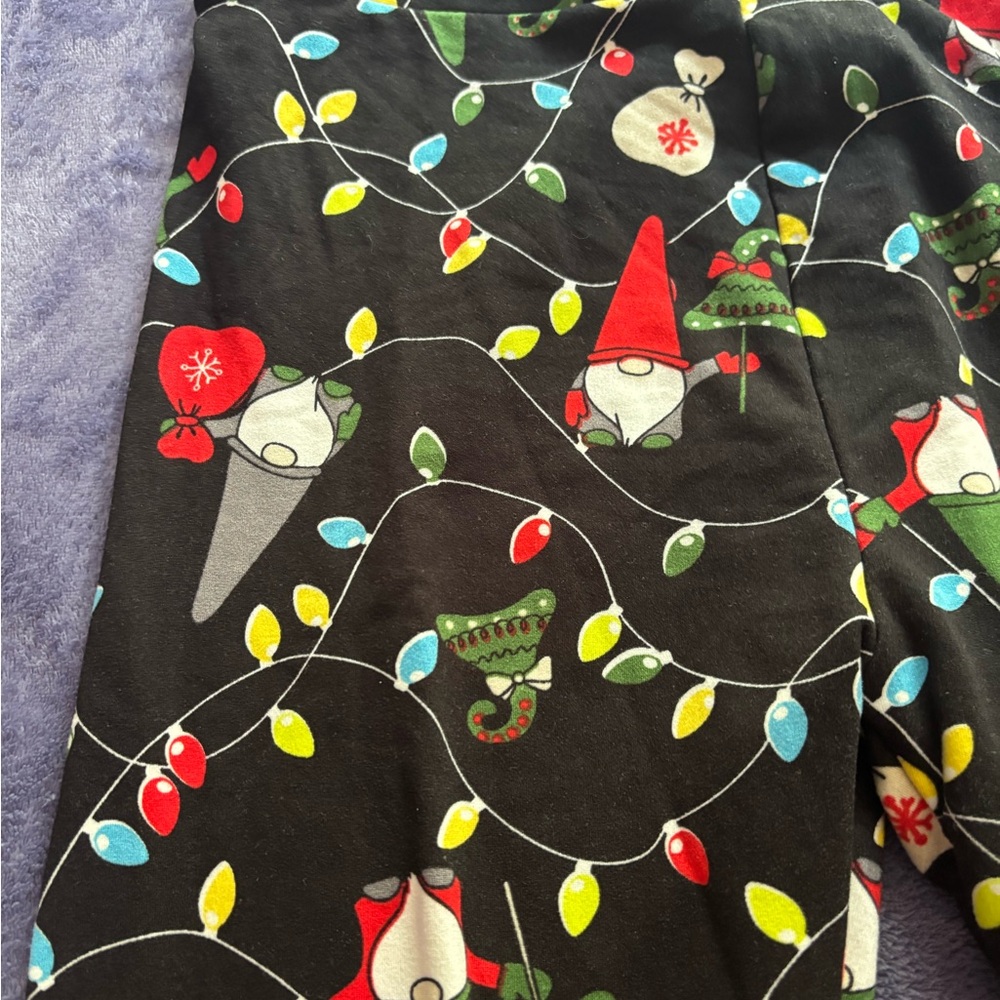 Festive Gnome Print Leggings